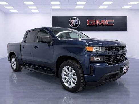 Used 2022 Chevrolet Silverado 1500 Custom w/ LPO, Dark Essentials Package image 1