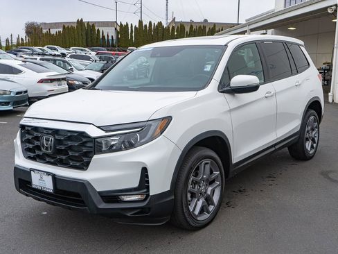 Certified 2023 Honda Passport EX-L image 6