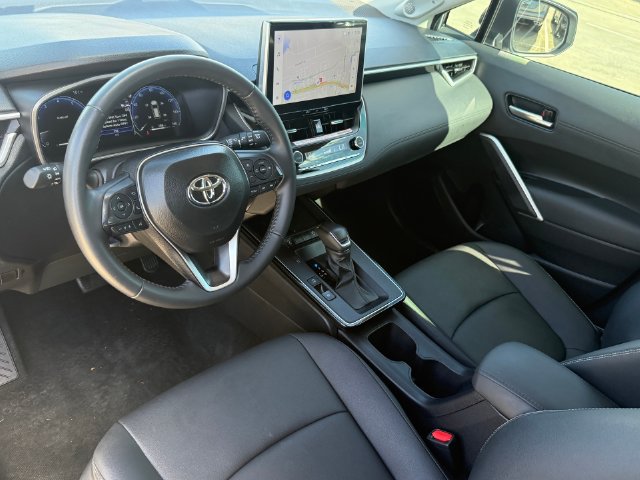 Used 2026 Toyota Corolla Cross XLE w/ Convenience Package FWD image 10