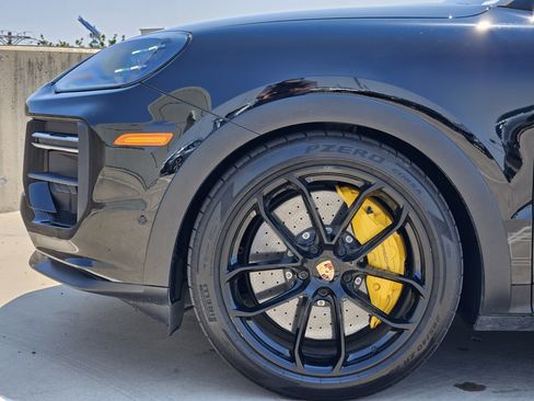 Certified 2024 Porsche Cayenne Turbo GT AWD/4WD image 13