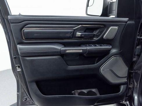 Used 2019 RAM 1500 Limited image 11