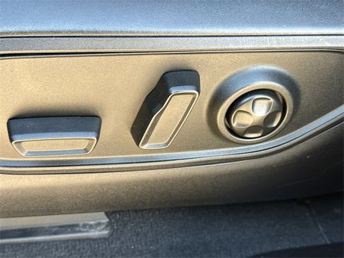 Used 2023 Jeep Grand Cherokee Altitude image 21