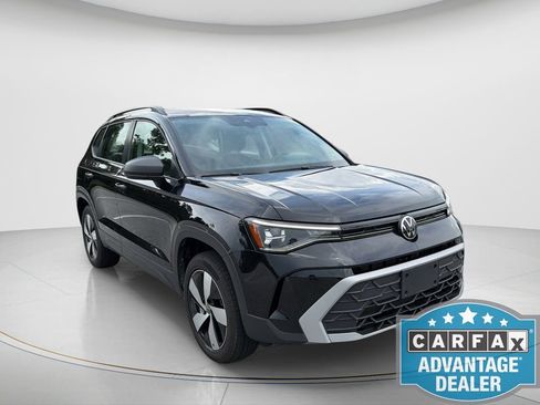 Used 2025 Volkswagen Taos S AWD/4WD image 3