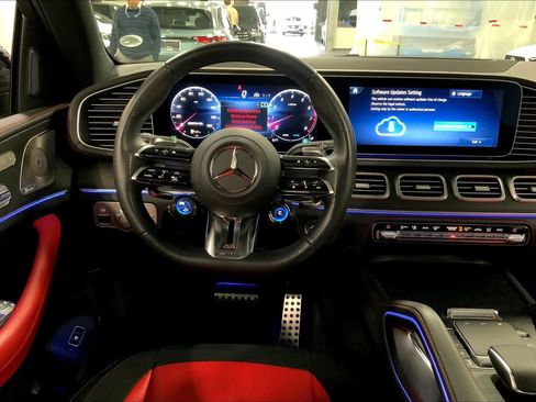 Used 2025 Mercedes-Benz GLE 53 AMG 4MATIC Coupe image 5