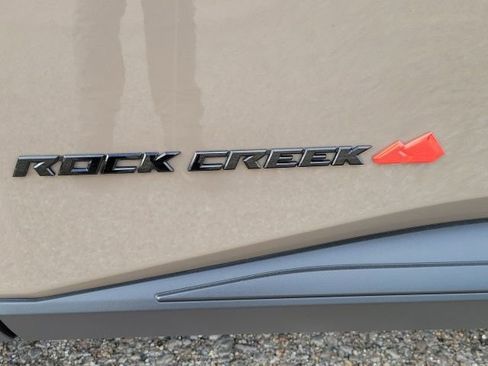 Certified 2025 Nissan Rogue SV image 33