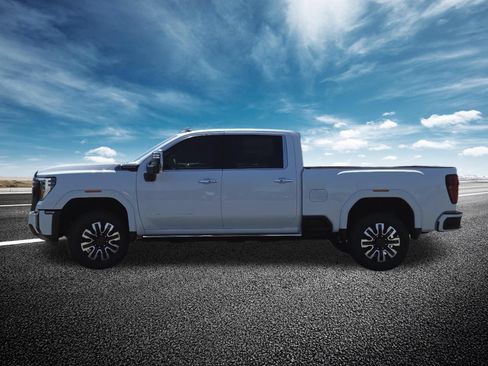 New 2026 GMC Sierra 2500 Denali Ultimate AWD/4WD image 19