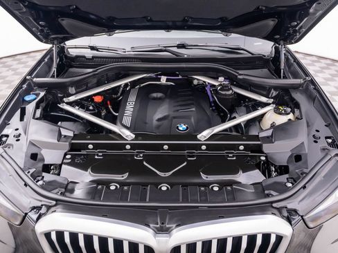 Used 2024 BMW X5 xDrive40i w/ Premium Package AWD/4WD image 28