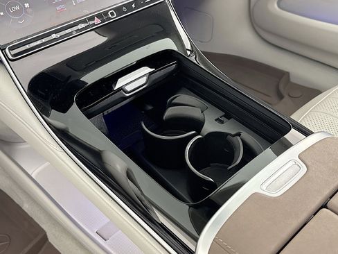 Certified 2022 Mercedes-Benz EQS 450+ Sedan image 7