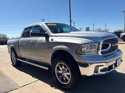 Used 2017 RAM 1500 Limited image 9