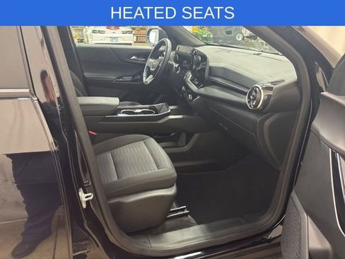 Used 2025 Chevrolet Equinox LT image 13