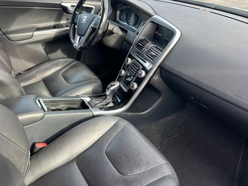 Used 2015 Volvo XC60 T5 image 13