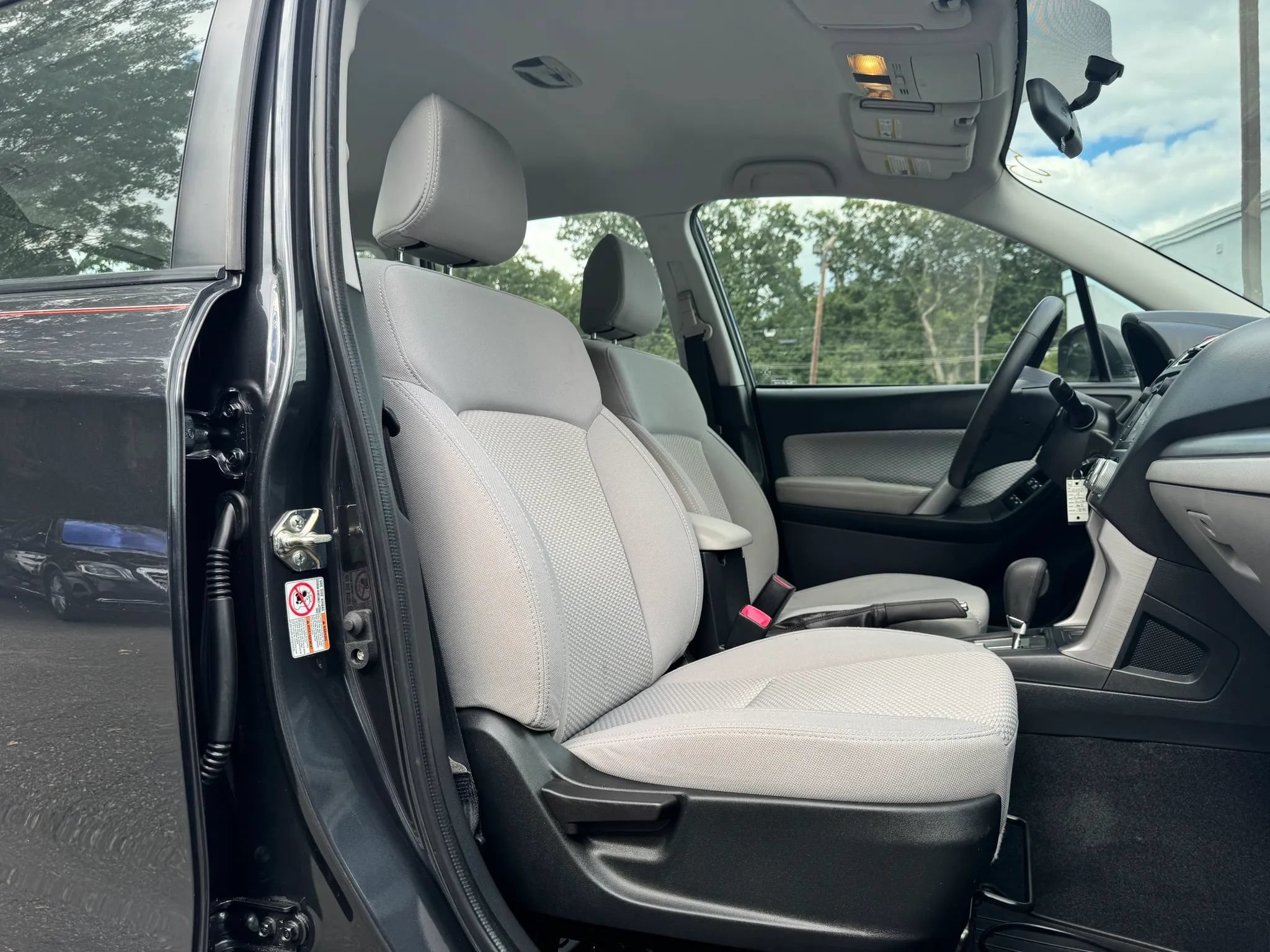 Used 2018 Subaru Forester 2.5i w/ Alloy Wheel Package AWD/4WD image 24
