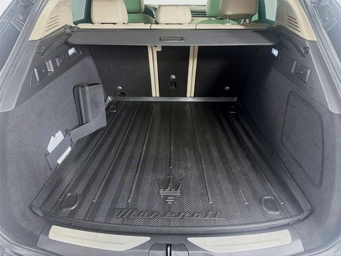 Used 2023 Maserati Grecale GT image 19