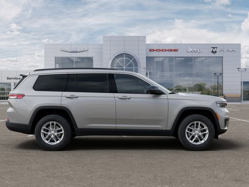 New 2025 Jeep Grand Cherokee L Laredo w/ Luxury Tech Group I AWD/4WD image 34