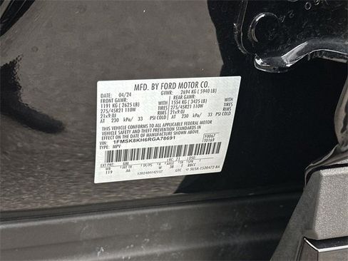 Used 2024 Ford Explorer ST-Line w/ Class IV Trailer Tow Package image 35