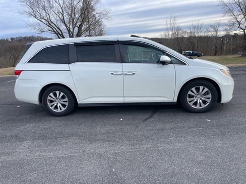Used 2016 Honda Odyssey EX-L image 4