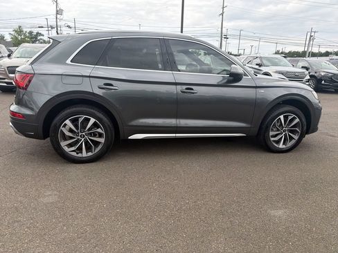 Used 2023 Audi Q5 2.0T Premium w/ Convenience Package AWD/4WD image 6