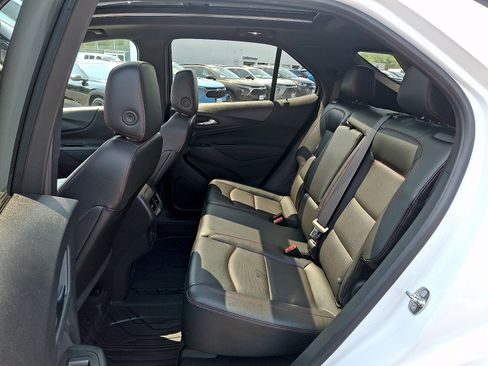 Certified 2023 Chevrolet Equinox RS w/ RS Leather Package AWD/4WD image 11