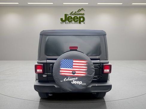 Used 2022 Jeep Wrangler Unlimited Sport AWD/4WD image 9