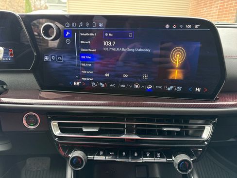 Used 2024 Chevrolet Traverse RS w/ LPO, Floor Liner Package image 11