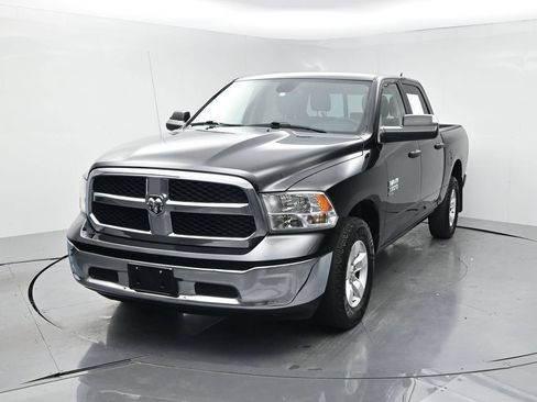 Used 2023 RAM 1500 Classic SLT w/ Trailer & Traction Group AWD/4WD image 21