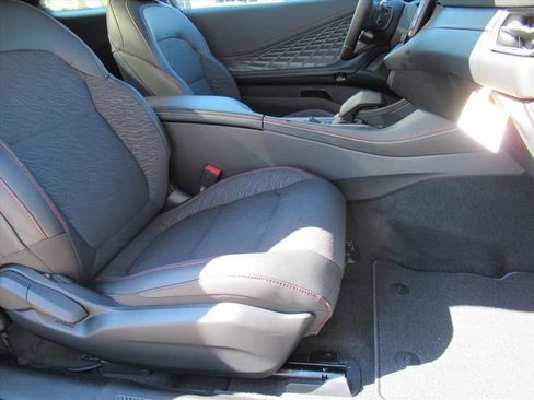 Used 2025 Dodge Charger R/T w/ Sun & Sound Package image 10