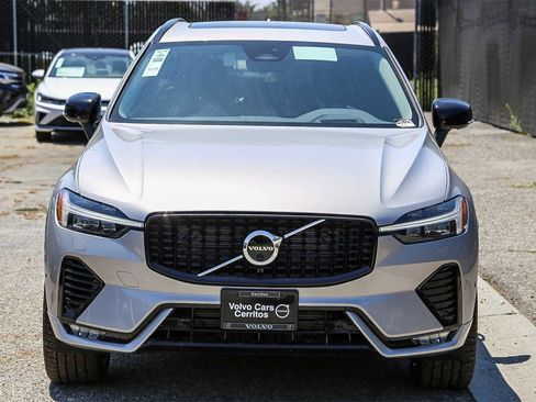 New 2025 Volvo XC60 B5 Ultra w/ Protection Package Premier image 2