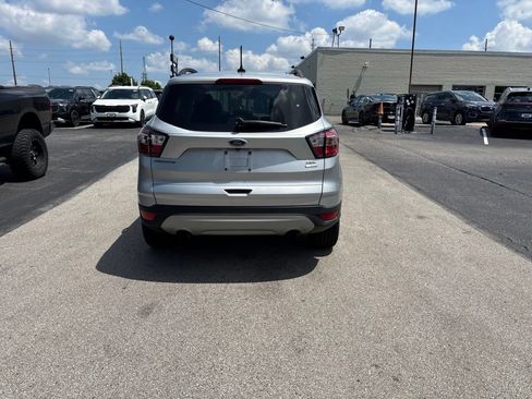 Used 2018 Ford Escape SEL FWD image 3
