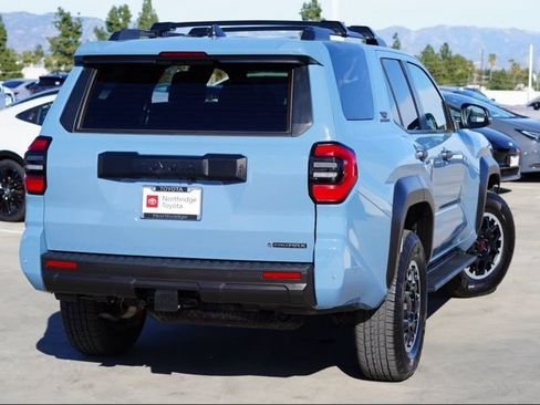 Certified 2025 Toyota 4Runner TRD Off-Road image 7