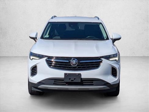Used 2023 Buick Envision Essence image 2