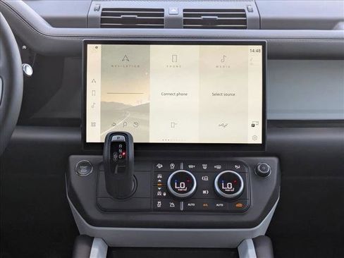 New 2026 Land Rover Defender 110 X-Dynamic SE image 12