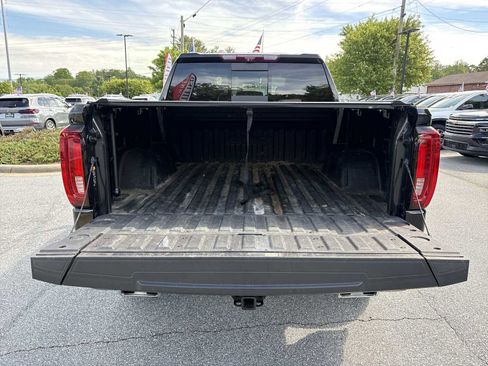 Used 2024 GMC Sierra 1500 AT4 w/ Technology Package AWD/4WD image 27