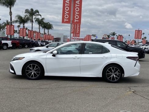Certified 2023 Toyota Camry SE FWD image 38