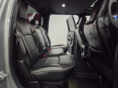 Used 2019 RAM 2500 Laramie AWD/4WD image 10