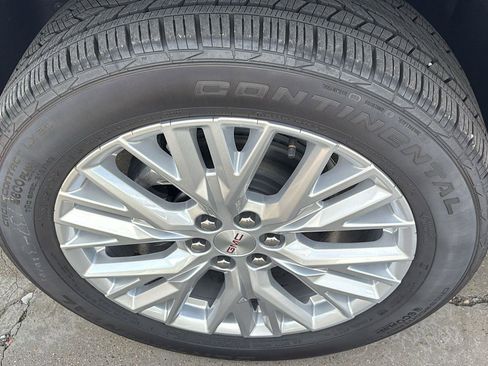 New 2026 GMC Acadia Elevation w/ Elevation Premium Package FWD image 12