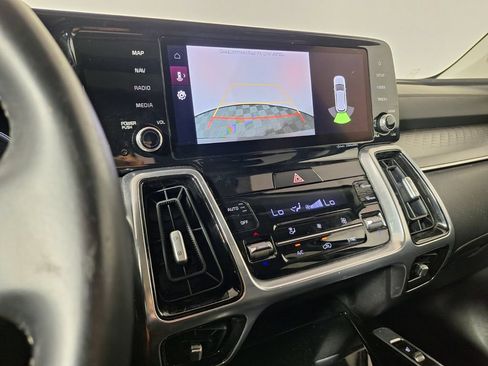 Used 2023 Kia Sorento SX FWD image 18