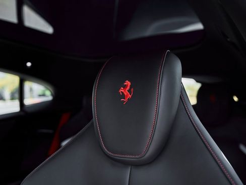 Used 2025 Ferrari Purosangue AWD/4WD image 59