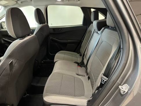 Used 2022 Ford Escape SE w/ Convenience Package image 19