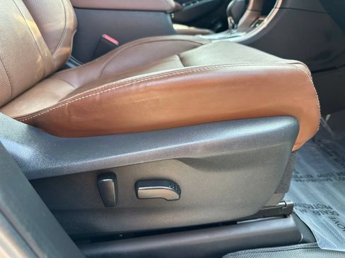 Used 2019 Subaru Ascent Touring AWD/4WD image 34