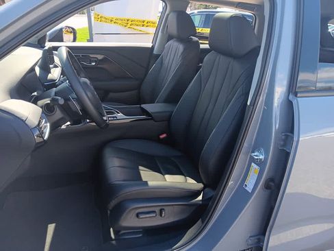 Used 2025 Acura ADX AWD image 10