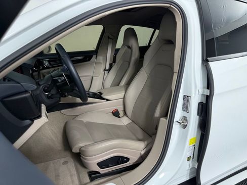 Certified 2025 Porsche Panamera 4 AWD/4WD image 5