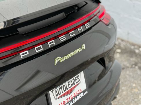 Used 2019 Porsche Panamera 4 image 20