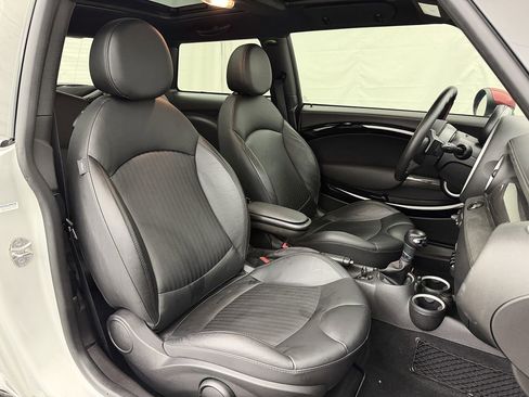 Used 2013 MINI Cooper John Cooper Works image 26