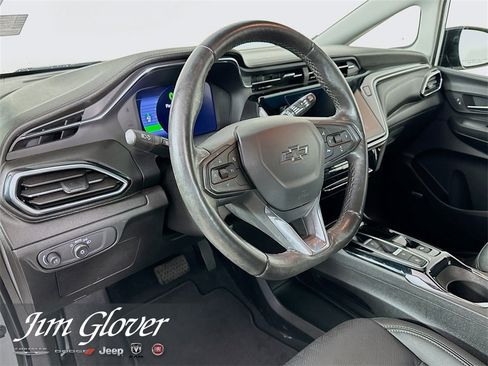 Used 2023 Chevrolet Bolt LT w/ Infotainment Package image 27