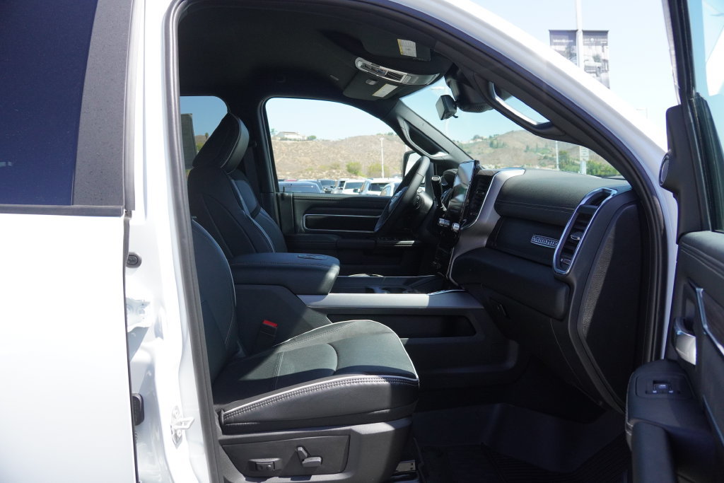 New 2027 RAM 3500 Laramie AWD/4WD image 30