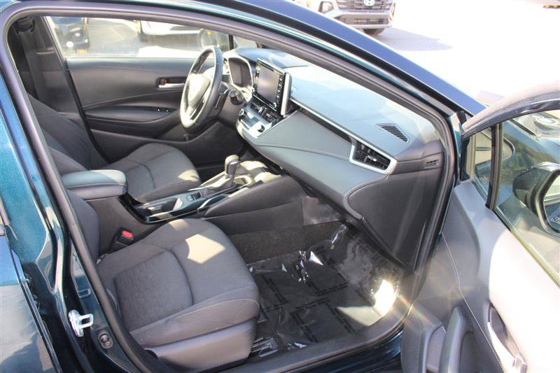 Used 2021 Toyota Corolla SE w/ SE Preferred Package FWD image 9