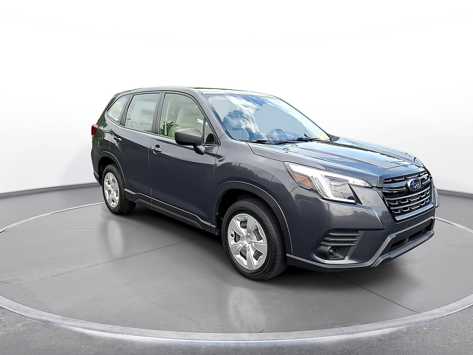 Used 2022 Subaru Forester AWD/4WD image 2