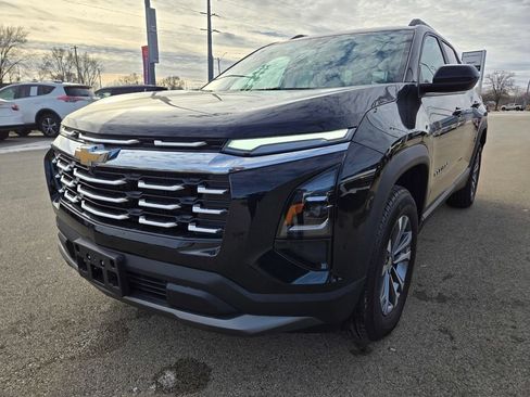 New 2026 Chevrolet Equinox LT w/ Convenience Package II AWD/4WD image 3