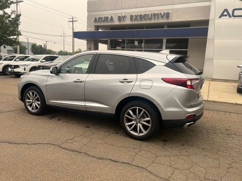 Used 2023 Acura RDX AWD w/ Technology Package image 6