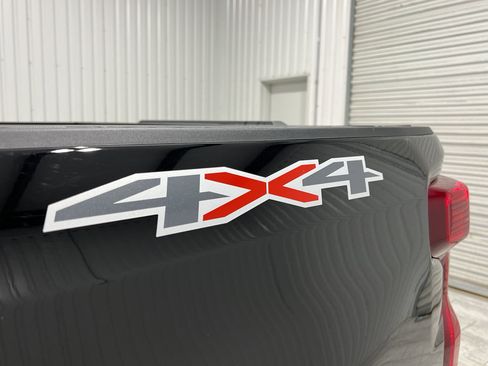 New 2026 Chevrolet Silverado 1500 Custom w/ LPO, Dark Essentials Package image 32